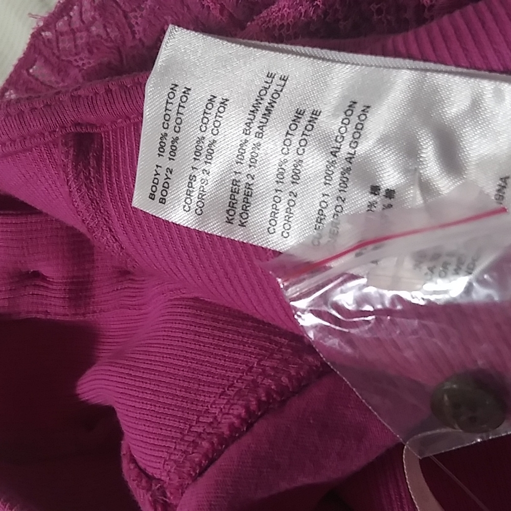 NWT. Free People Raspberry crop top - Picture 12 of 12